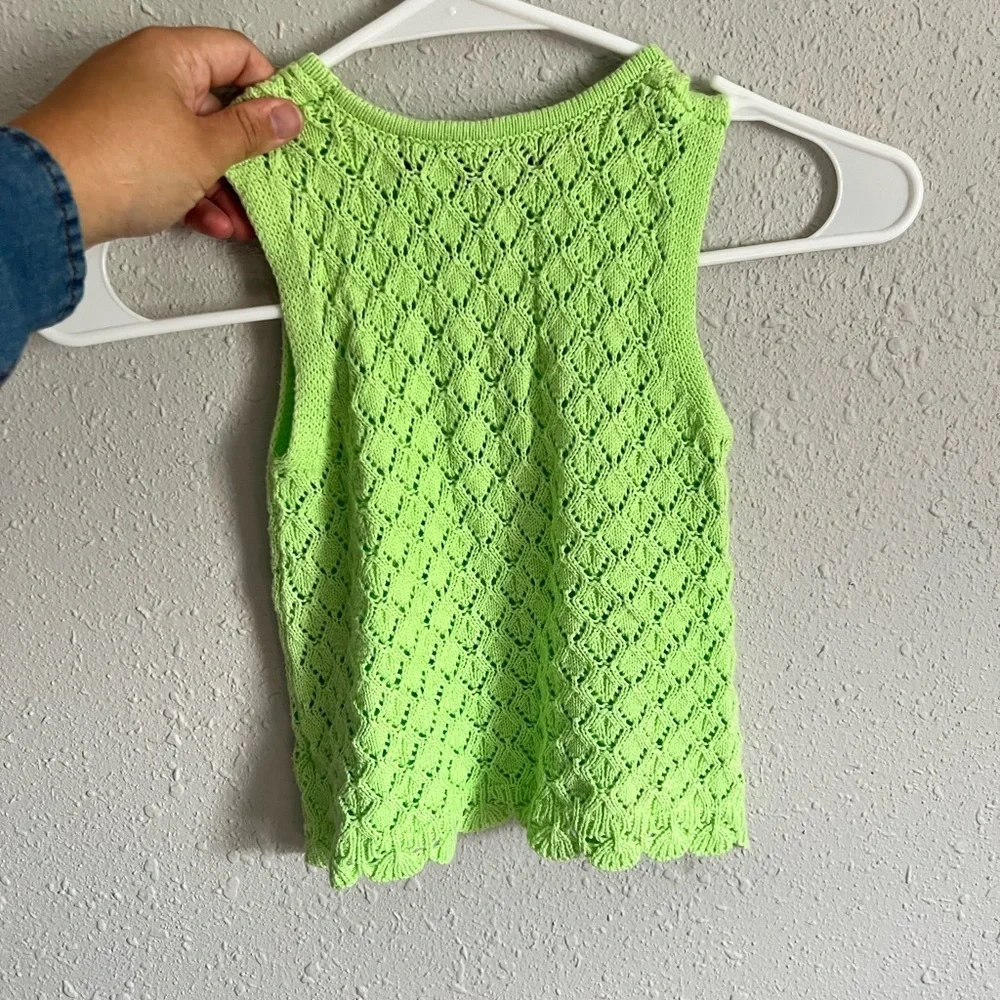 Boutique Lime Green Lace Sleeveless Tank Top Chloe and Jasmine